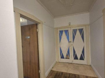 Spacious 3 bedroom home close to amenities