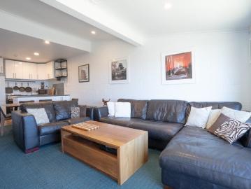 Spacious Two Bedroom Apartment in a Boutique Complex...