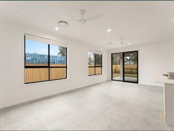 Spacious Family Living on a Huge 689m² Block – $700 Per Week