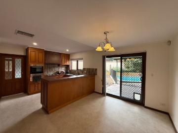 Spacious Family Residence!