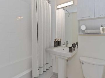 Spruce Ridge Estates 1 Bedroom Apartment for Rent at 19A...