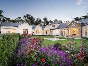 St AmbroseA marquee estate in the heart of Woodend and...