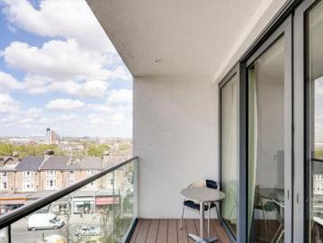 Stamford Square, Putney, 2 Bedroom Apartment