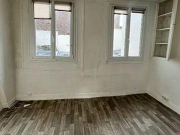 Studio 1 pièce 13 m²