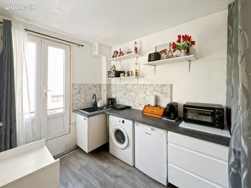Studio 1 pièce 11 m²