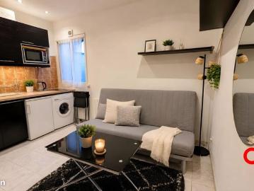 Studio 1 pièce 14 m²