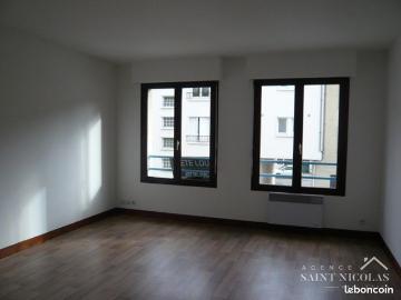 Studio 1 pièce 23 m²