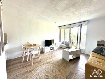 Studio 1 pièce 28 m²