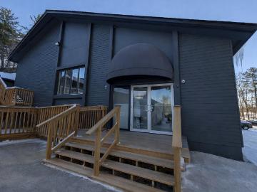 Studio Apartment for Rent at 37 Skydeck Lane, Lansdowne,...