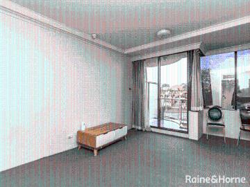 Studio Apartment in the heart of Parramatta!