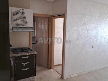 Studio neuf et vide à louer