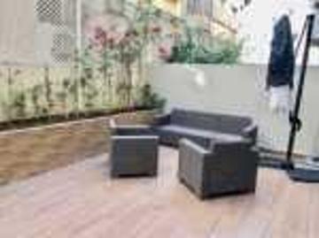 Studio neuf et meublé de 75 m² racine