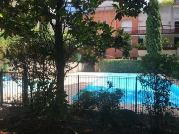 Studio + parking en résidence piscine