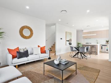 Stunning 3 Bedroom Townhouse