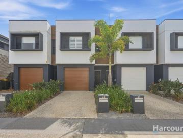 Owners Have Bought Elsewhere This Beautiful Home Must...