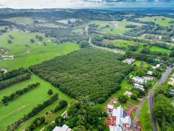 Stunning parcel of land rarely found in Byron's...
