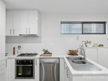 Stylish Woodlands Living
