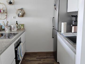 Suche Nachmieter für 2 Zimmer Wohnung mit Balkon im...